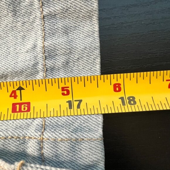 Forever 21 + faded denim/jean skirt with buttons - size 16 - Picture 9 of 9